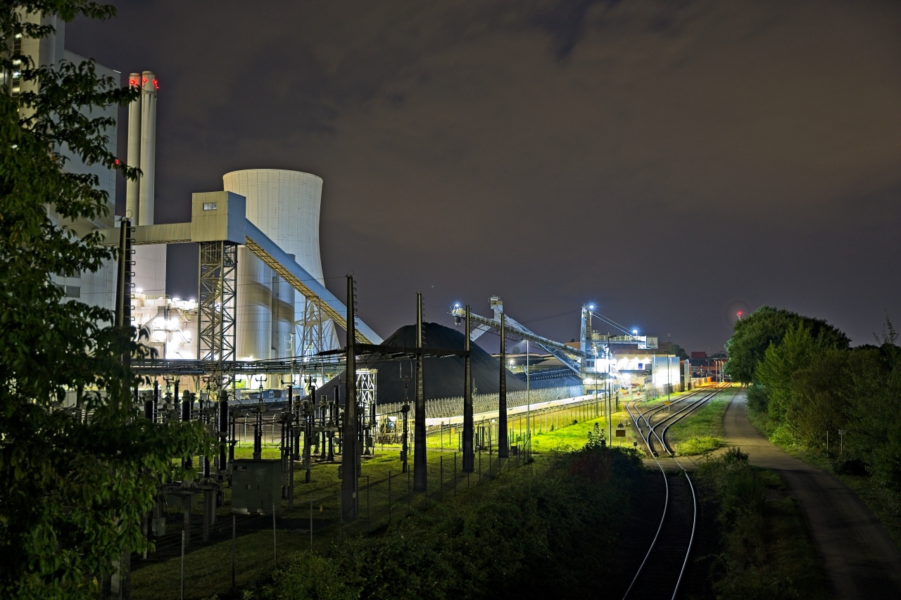 Gemeinschaftskraftwerk Hannover bei Nacht